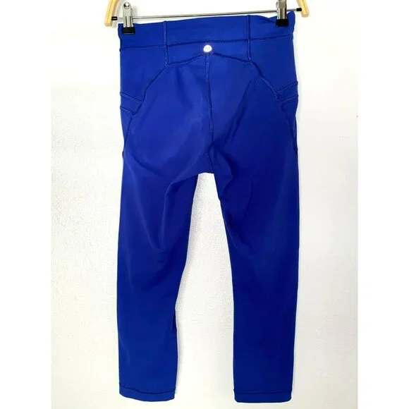Lululemon Free Flow Cropped Leggings Size 6 - Picture 2 of 10
